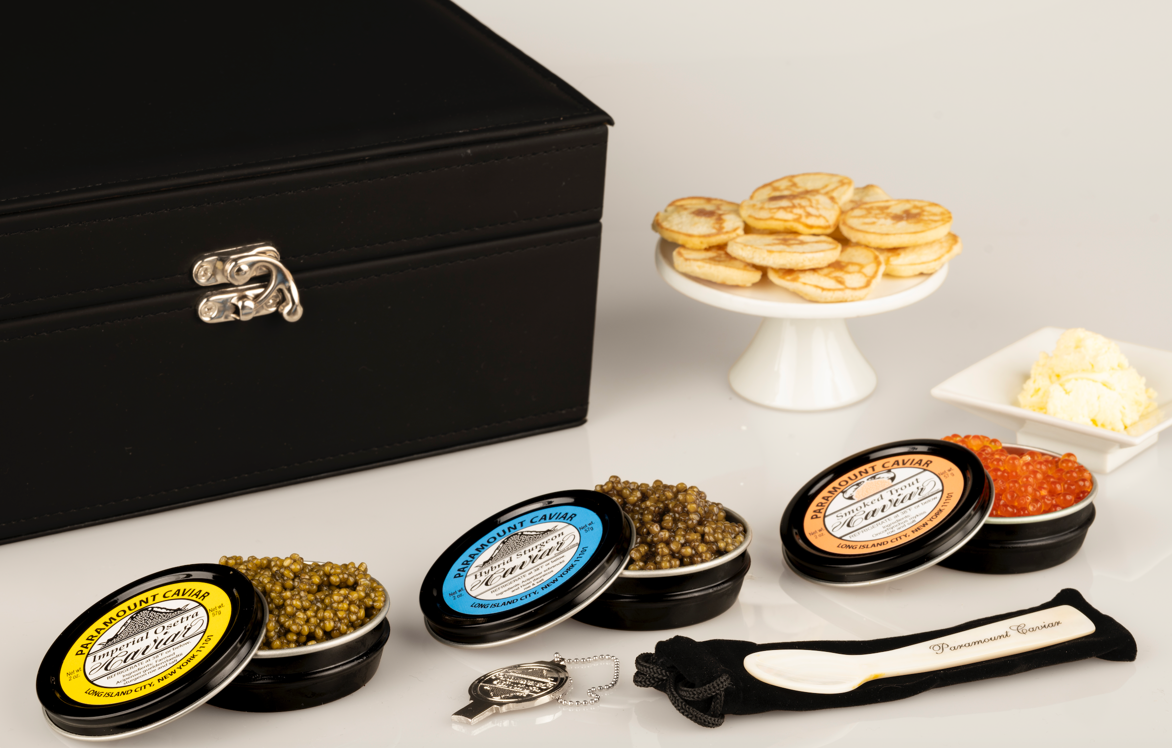 caviar fish box The Three Star Caviar Gift Set